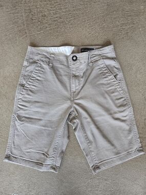 Volcom Men's Khaki Stretch Chino Shorts